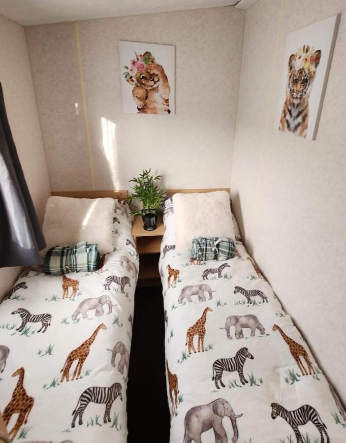 Comfy Caravan On Marine Park Hotell Rhyl Eksteriør bilde